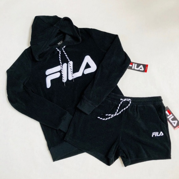 fila cloth